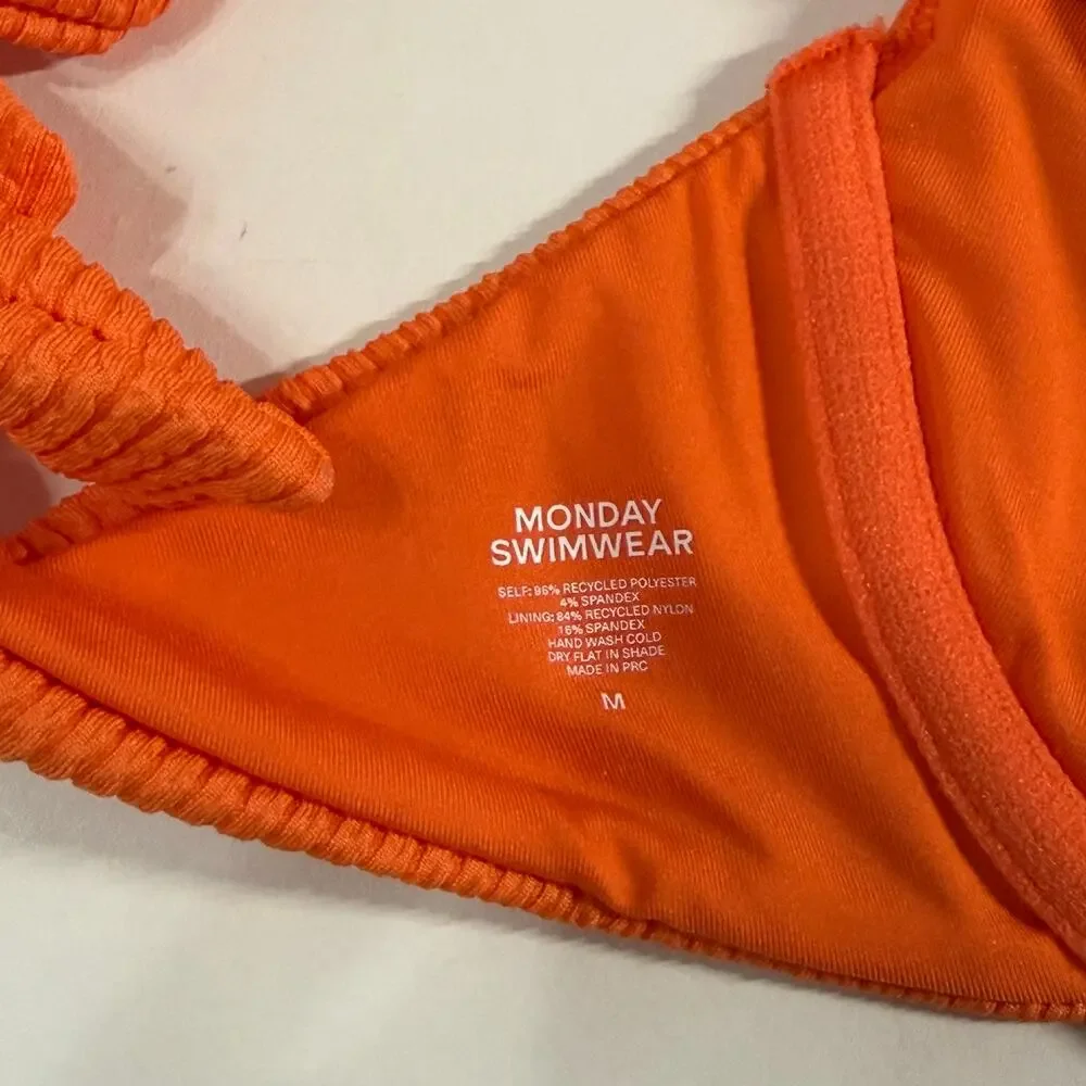 Monday Swimwear Maui Top Cantaloupe M NEW Underwire Cleavage Enhancing Demi